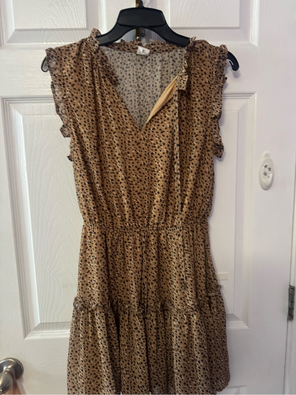 Melrose and Market Taupe Printed Tiered Ruffle Midi Dress